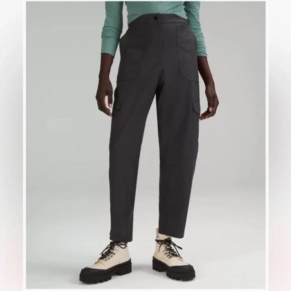 Lululemon Light Utilitech Cargo Pocket High-Rise Pant - Size 25 - Picture 1 of 6